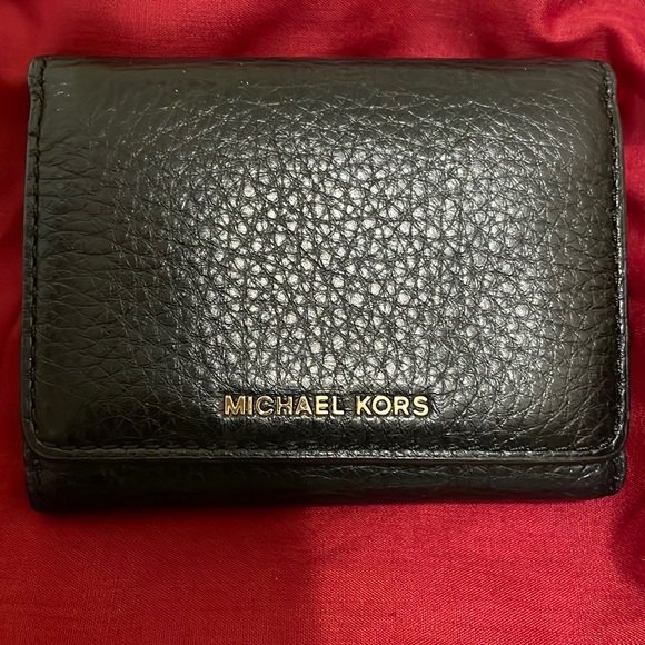Michael Kors Black Wallet - Picture 1 of 5